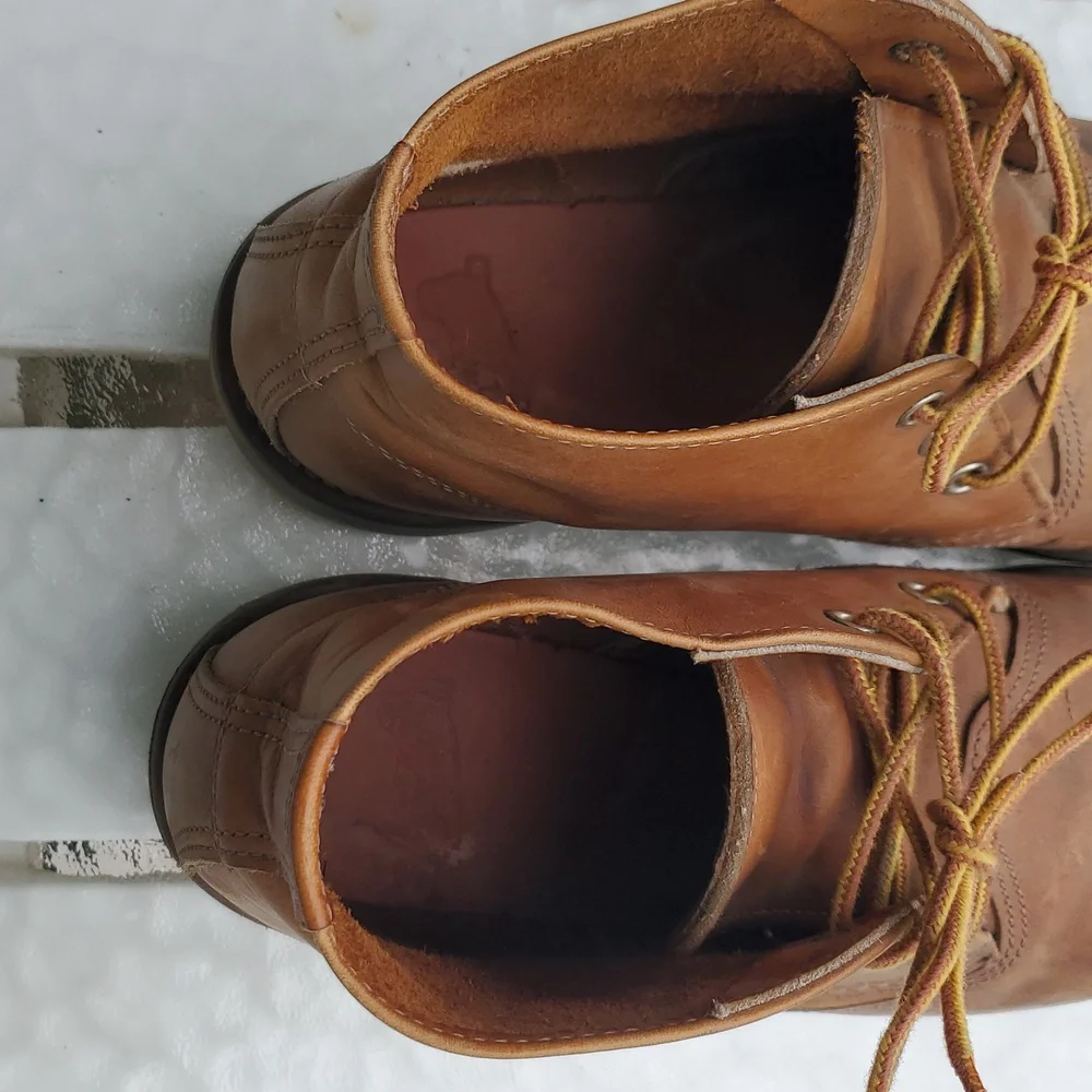 Red Wing Heritage Chukka Lace Up Boot. GUC. Tan. Mens's Size 10.5 D. Style# 3140